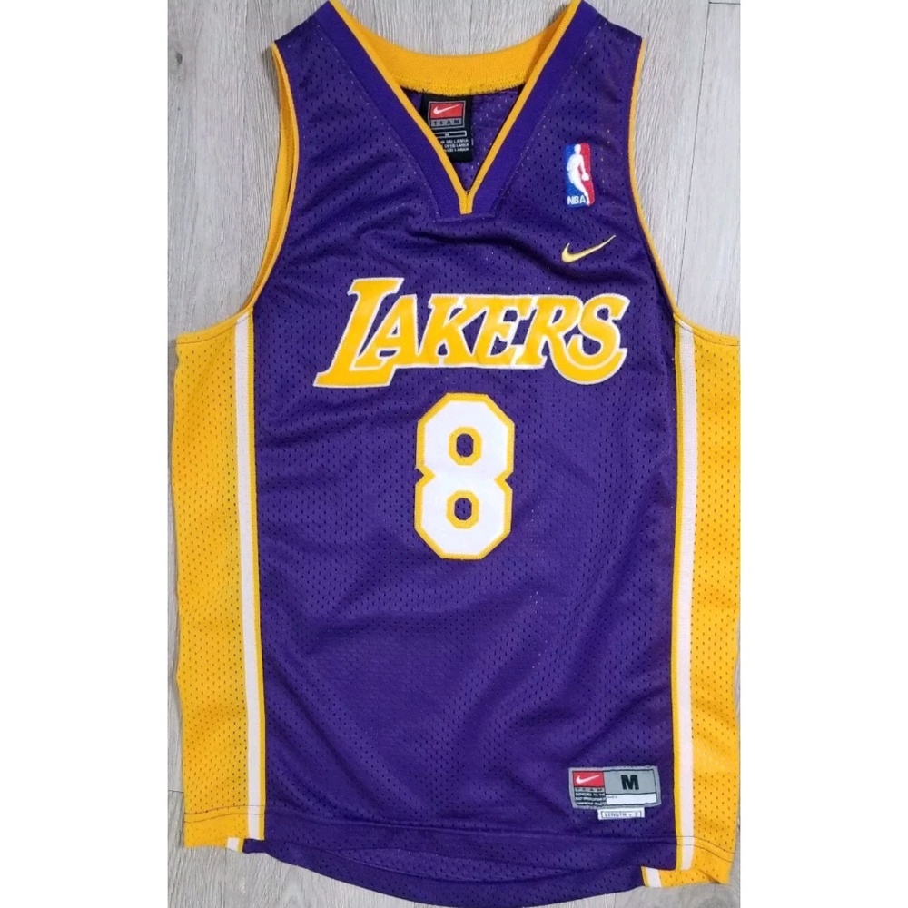 Vintage Nike Lakers Kobe Bryant #8 Purple Jersey